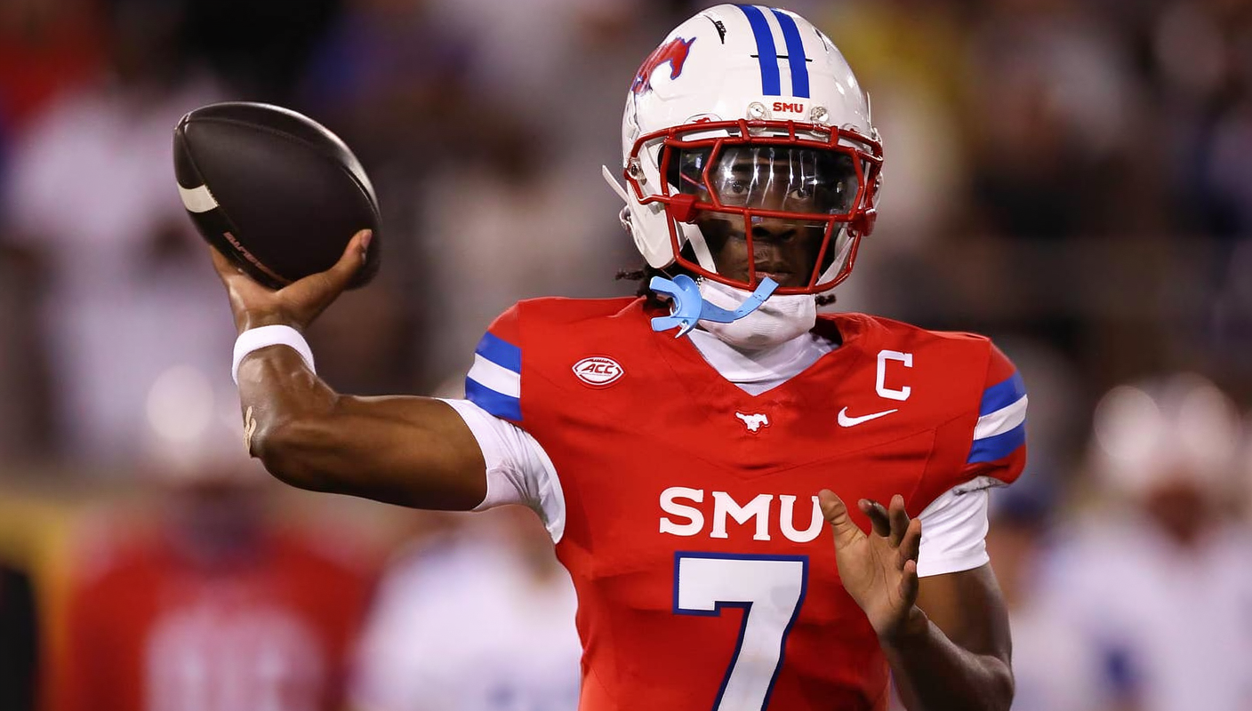 BB体育平台 - SMU 为现役球员命名康复中心，凯文·詹宁斯 Heisman 之路再添里程碑 - BB体育